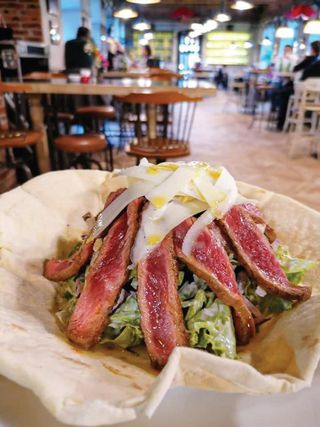 Salata sa listićima ramsteka