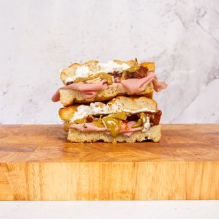 Mortadella di pistachio focaccia