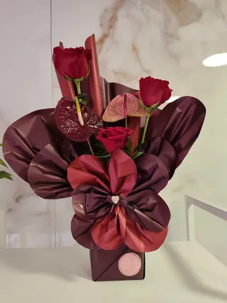 Elegant bordo