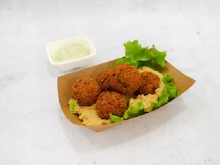 Falafel & hummus