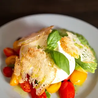 Burrata salad