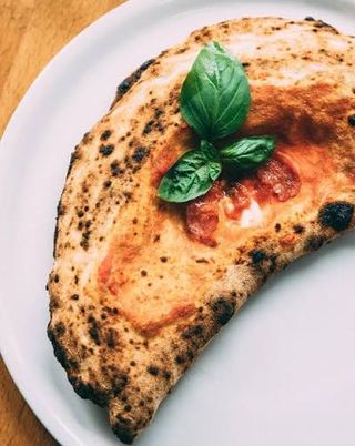 Calzone Classico