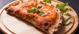 Calzone Napoletano