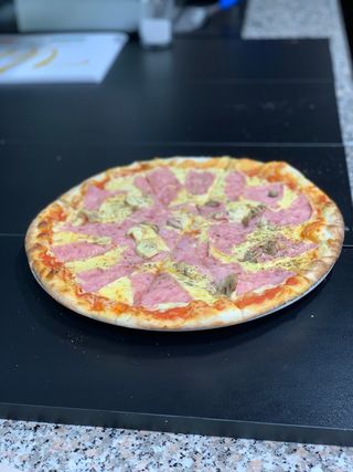 Pizza Capricciosa