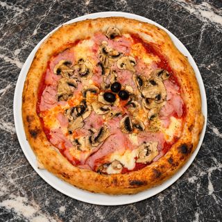 Pizza Capricciosa