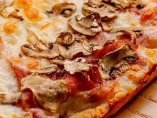 Capricciosa al taglio