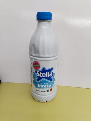 Latte Stella Blue botiglia 1 l