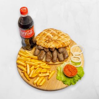 Ćevapčići menu s pomfritom