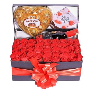 Box of Roses with Sweet Lips & Chocolates