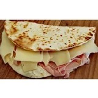 7 - Cotto, fontina, cipolle caramellate, salsa ai funghi