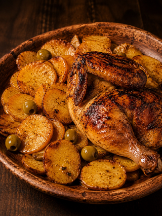 Demi Poulet Et Batata