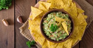 Doritos com Cheddar e Guacamole