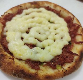 Esfiha de Carne e Catupiry