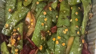 Fagioli verdi piccanti