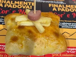 Wurstel e patatine