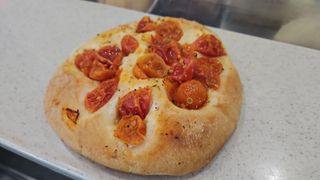 Focaccina pugliese ai pomodori