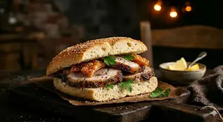 Focaccia porchetta piccola
