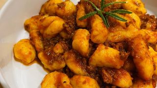 Gnocchi al ragù
