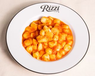 Gnocchi con burro e pomodoro