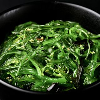 27 Goma wakame