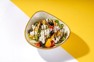 Греческий со страчателой (280г)