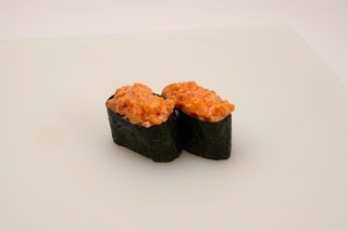 Gunkan spicy-losos