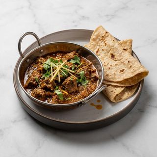 Karahi (carne) con chapati