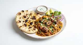 Kebab curry con pane