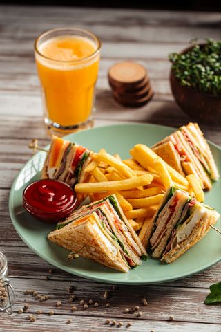 Клаб-сэндвич (350г)