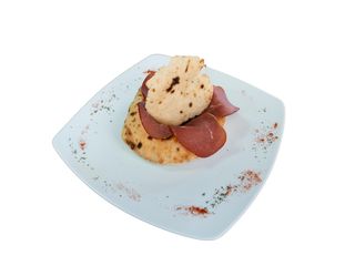 Komplet lepinja sa goveđom pršutom