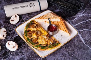 Королевский омлет с курицей и грибами (200г)