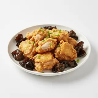 Курица в кляре с древесными грибами (420г)