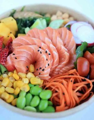 Pokè bowl personalizzata