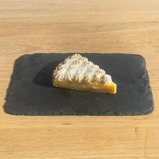 Limun tart sa merengueom 180g