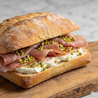 Lonza Philadelphia e pistacchio