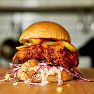 Burger Lowkey Fire