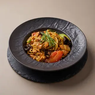Лапша WOK с курицей (440г)