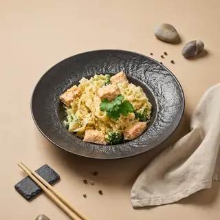 Сливочная паста с лососем (380г)