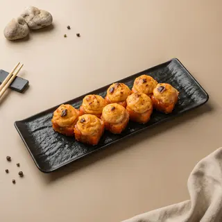 Запечённая Калифорния со спайси соусом (290г)