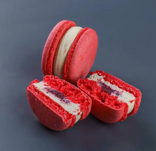 Макарон Клубничный Пломбир (45г)