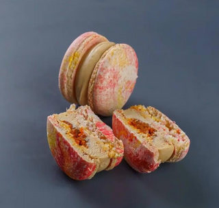 Макарон Крем Брюле с Облепихой (45г)