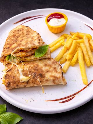 Makloub Cordon Bleu