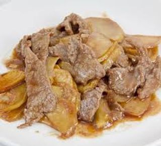 268 Manzo con patate