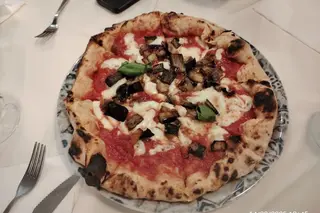 Margherita con melanzane