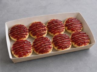 Pufnaste mini palačinke marmelada
