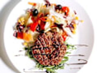 Menu hamburger con verdure del giorno