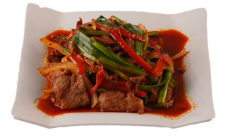 Мясо с зелёным луком (700г)