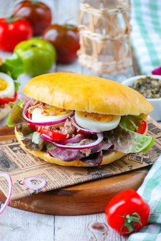 Pain bagnat Burger 