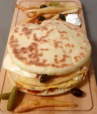 Chapati Omelette Kwika
