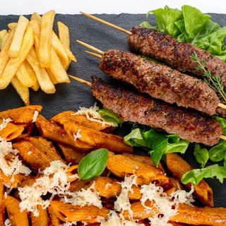 Plat Brochettes Viande Hachée Sauce Champignon